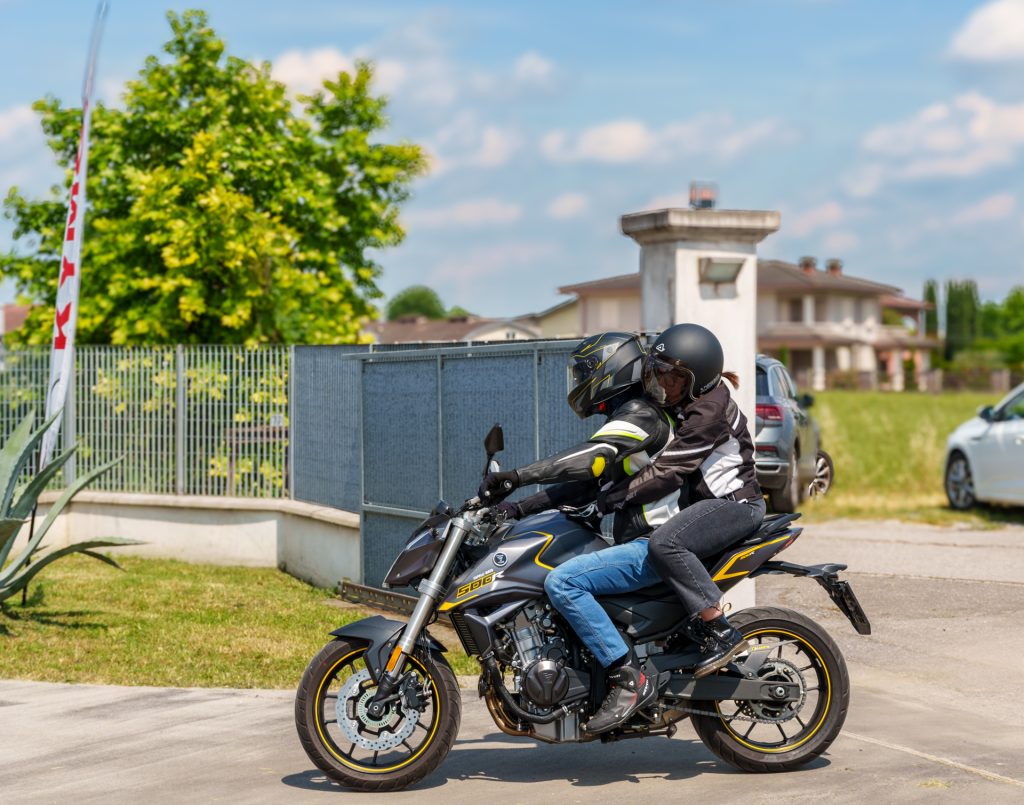 test-ride-voge-capelli-moto-brescia-evento-prova-su-strada