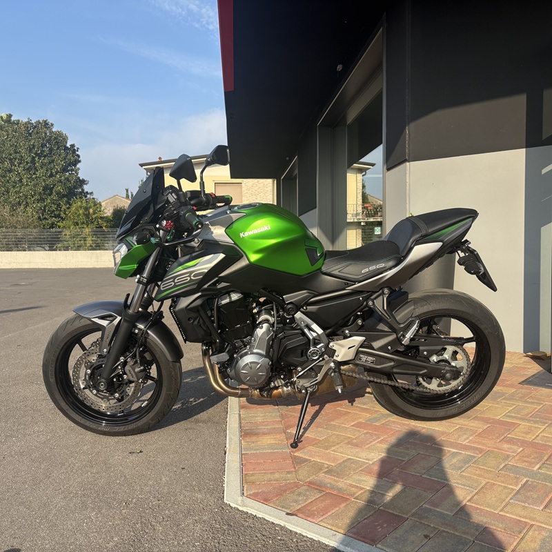 Offerta-1 - KAWASAKI Z650